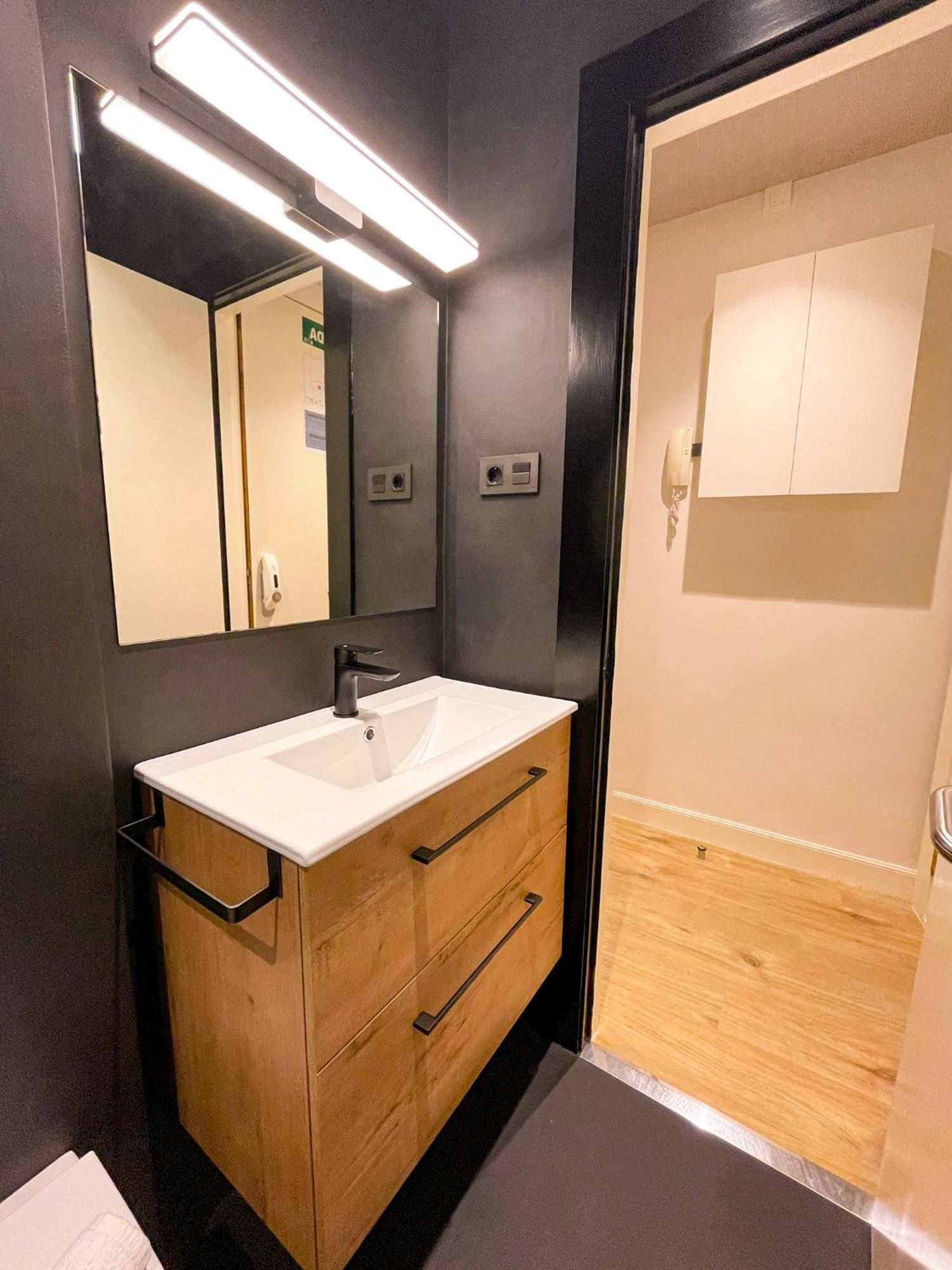 شقة Vivienda Turistica En Bilbao La Vieja Con Wifi Y Parking المظهر الخارجي الصورة